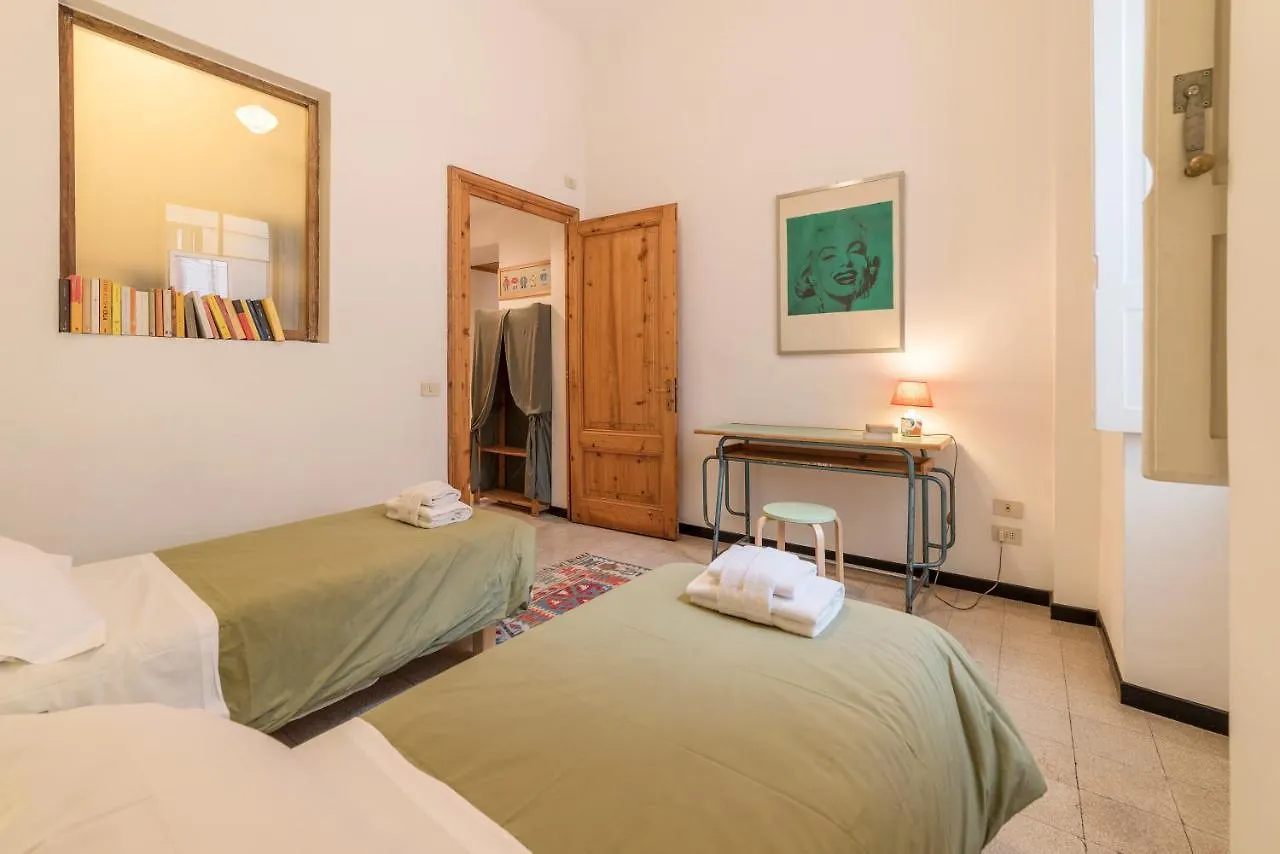 Elizabeth House Apartment Rome 0*,  Italy